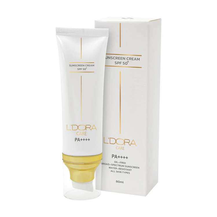 کرم ضدآفتاب +SPF50 بی رنگ مناسب انواع پوست ۸۰ میلی لیتر کر لدورا